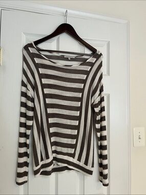 Red Haute Brand — Dark Taupe and Cream Boho Beachy Knit Top